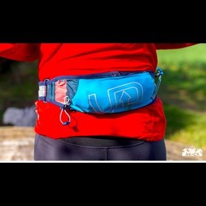 Ultimate Direction Race Belt Waist Pack + Water Bottle